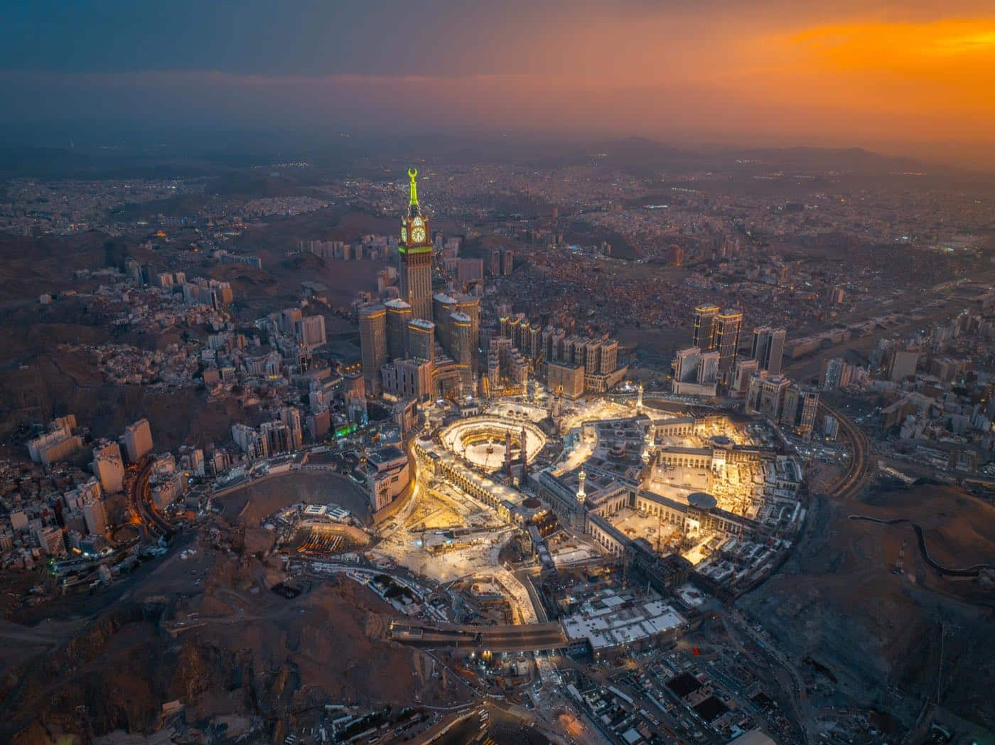 Aerial view of Masjidil Haram in Makkah at dusk